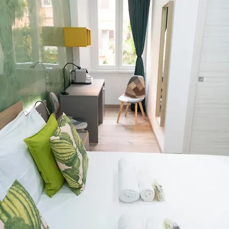 Alojamento de Acomodação e Pequeno-almoço Catone Luxury 4*