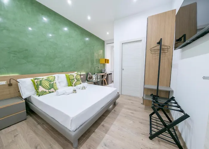 Catone Luxury 住宿加早餐酒店