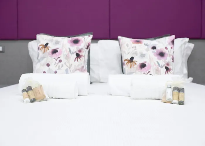 Catone Luxury 住宿加早餐酒店