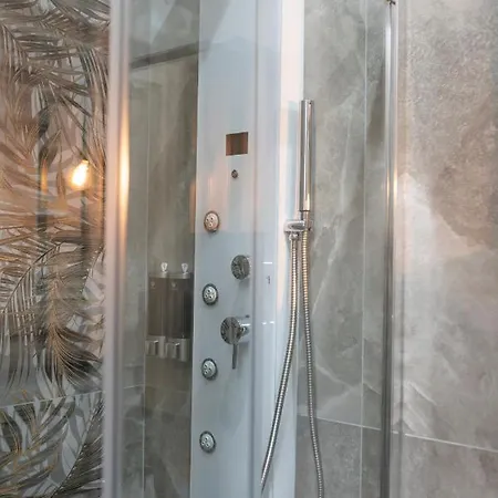 Catone Luxury 4* ローマ