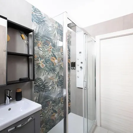 ベッド・アンド・ブレックファスト Catone Luxury 4*